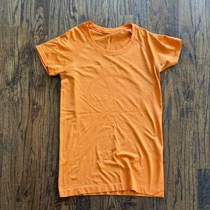 Lululemon Swiftly Tech Tee